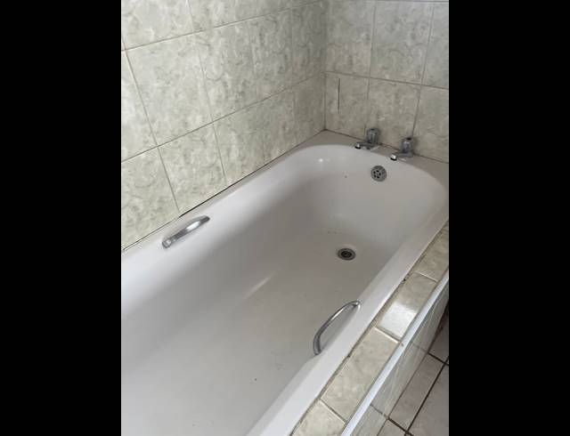 2 BEDROOM APARTMENT FOR SALE IN PIETERMARITZBURG CENTRAL
